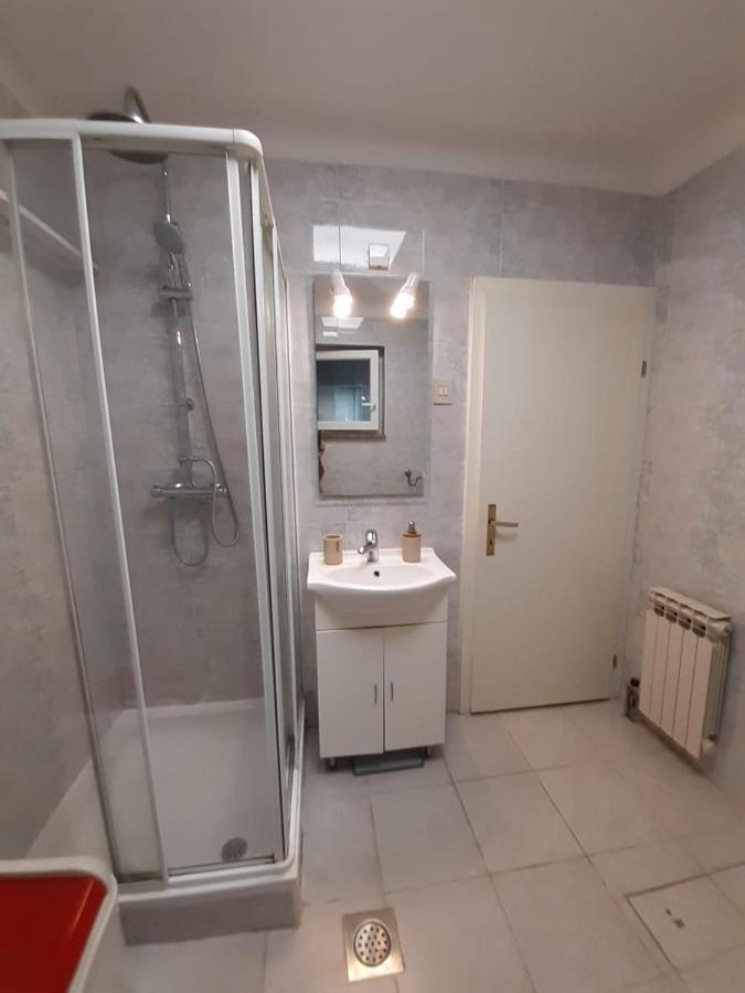 Apartma Mari Διαμέρισμα Lucija Εξωτερικό φωτογραφία